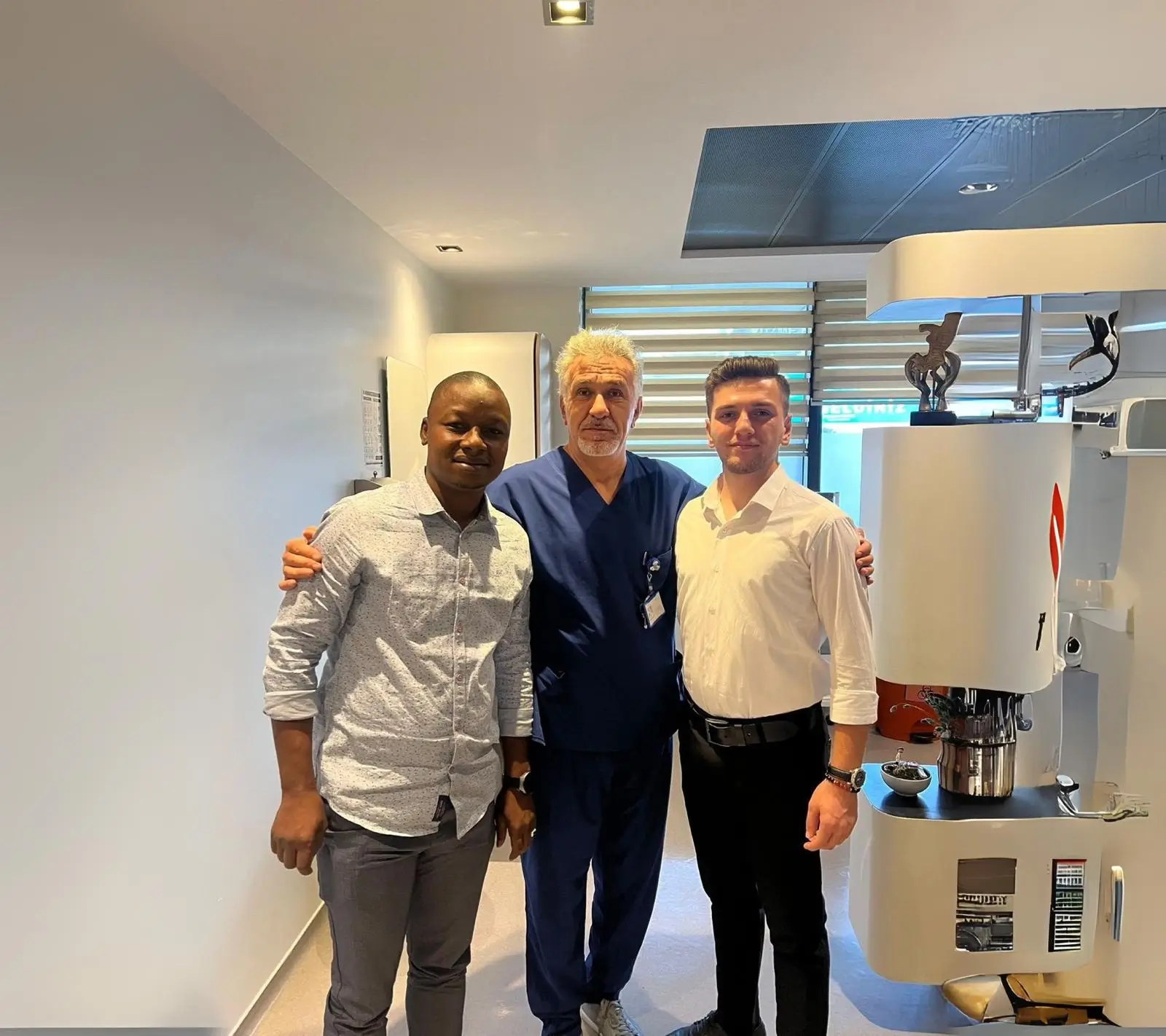 Knee Prosthesis Result 1