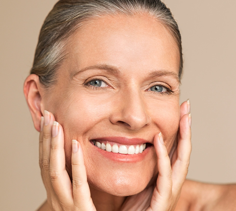 ¿Quiénes son buenos candidatos para la cirugía de estiramiento facial?