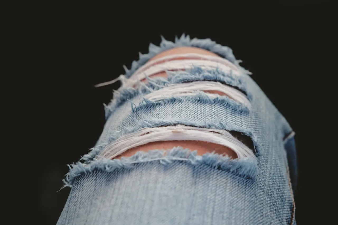 Meniscus treatment methods